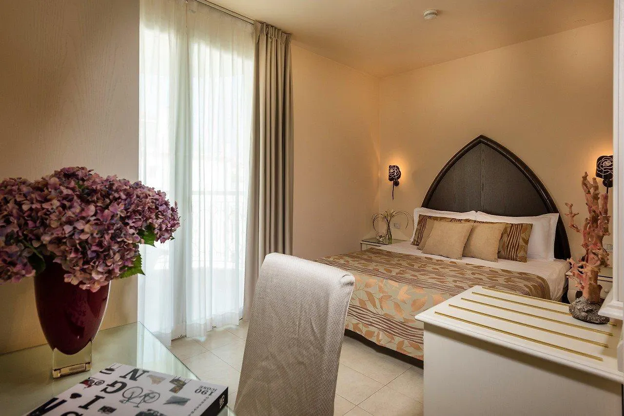 Baia Del Mar Beach Boutique Hotel Lido di Jesolo 4*,